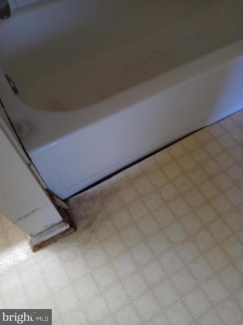 1024 Murdoch Ct, Crofton MD  21114-1660 exterior