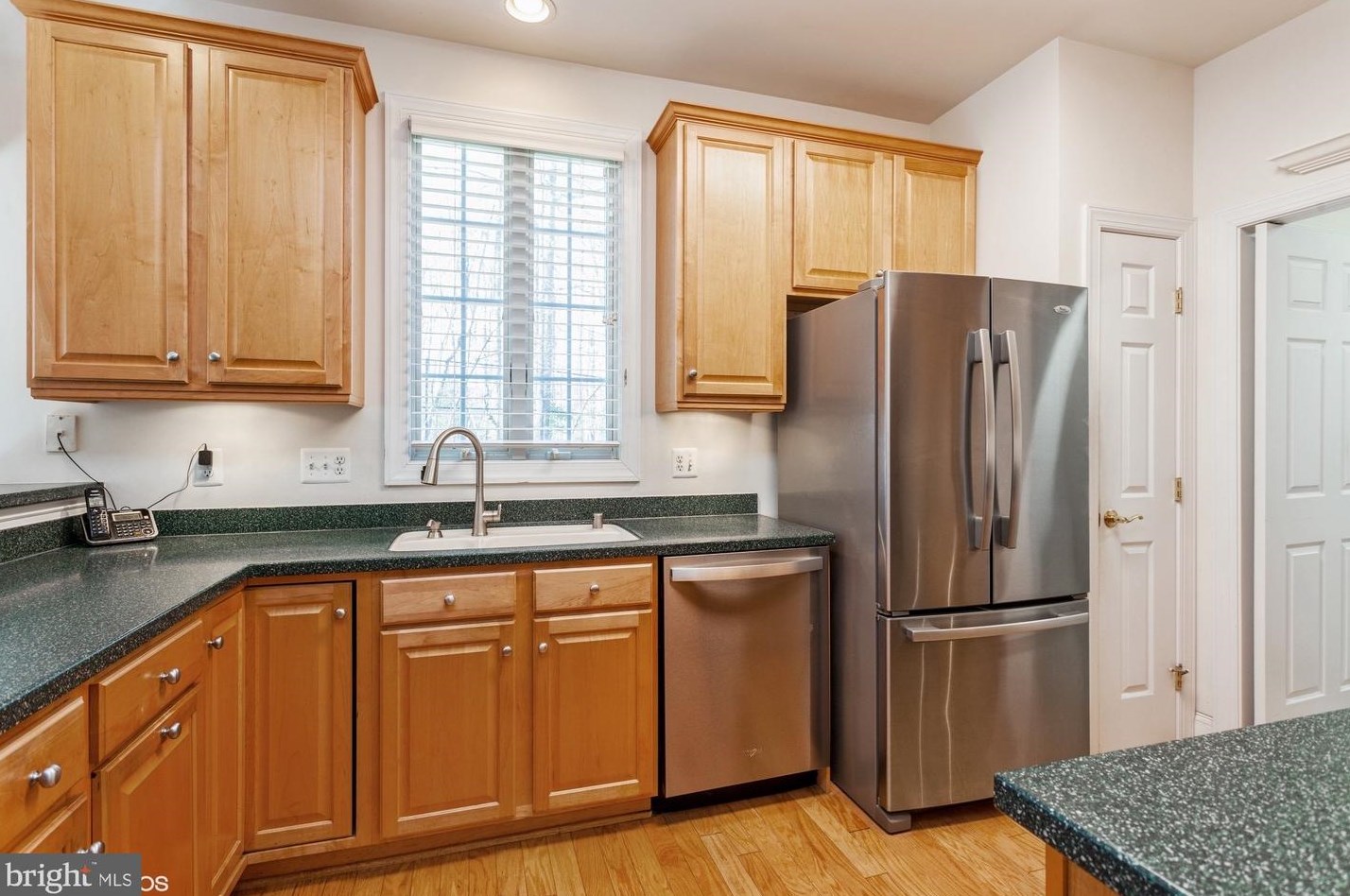 2633 Salford Dr, Crofton MD  21114-3281 exterior