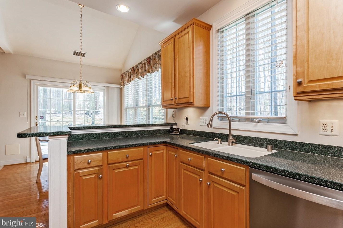 2633 Salford Dr, Crofton MD  21114-3281 exterior