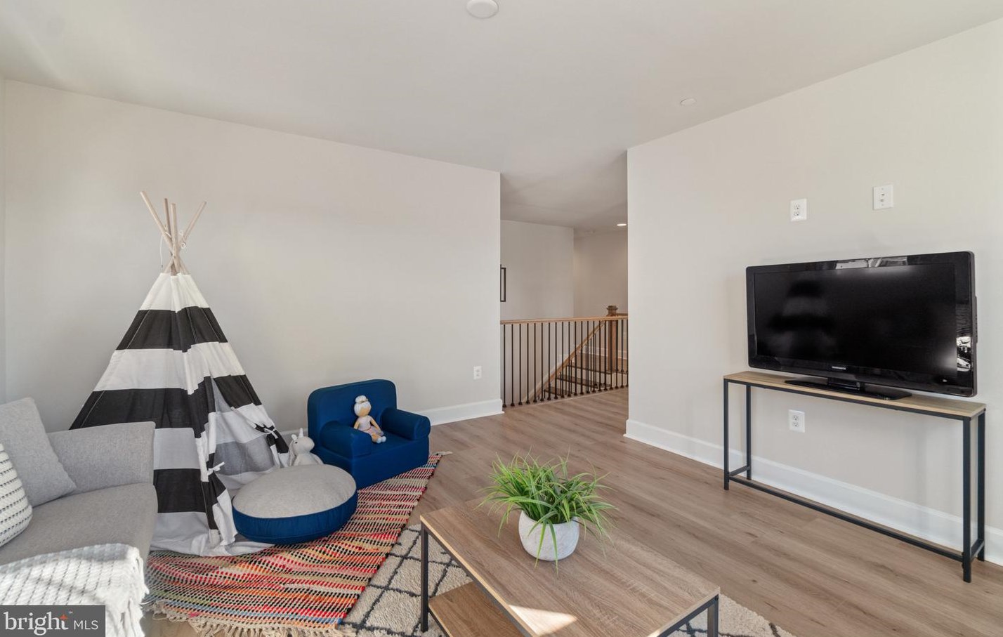 1065 Loving Rd, Severn MD 21144-2535 exterior