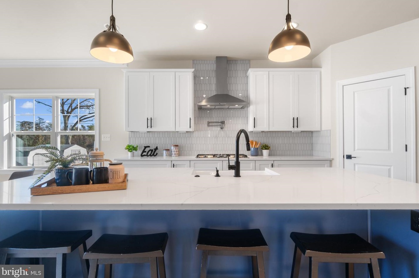 1065 Loving Rd, Severn MD 21144-2535 exterior