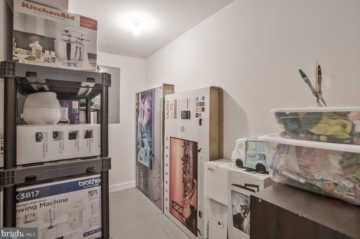 1057 Minnetonka Rd, Severn MD  21144-1136 exterior