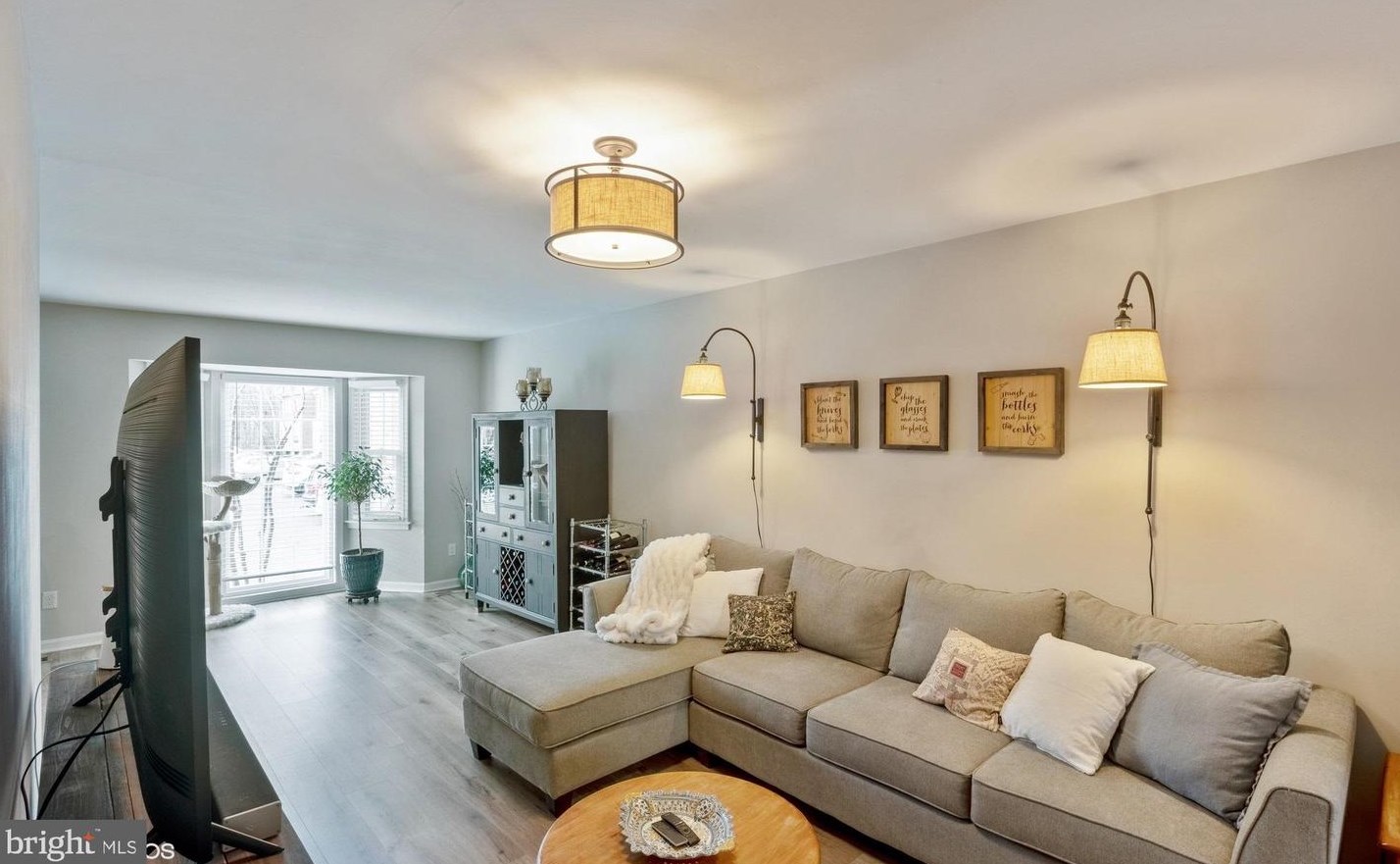 1156 Jeffrey Dr, Crofton MD 21114-1315 exterior