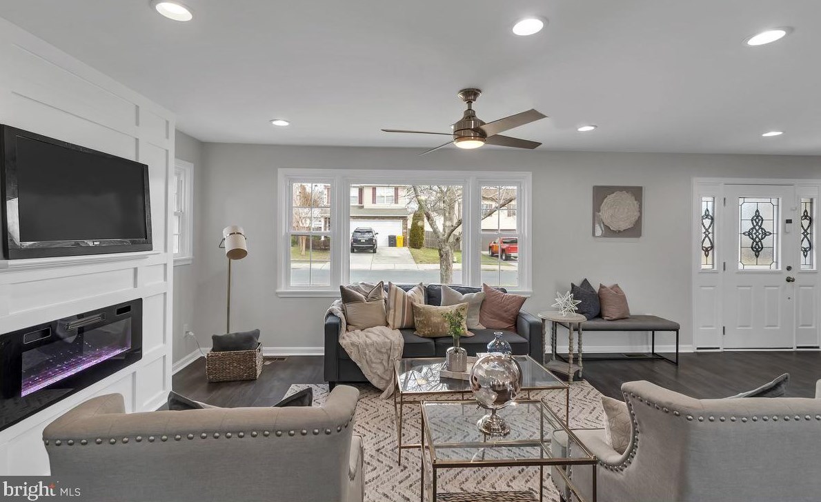 1425 Maryland Ave, Severn MD  21144-2618 exterior