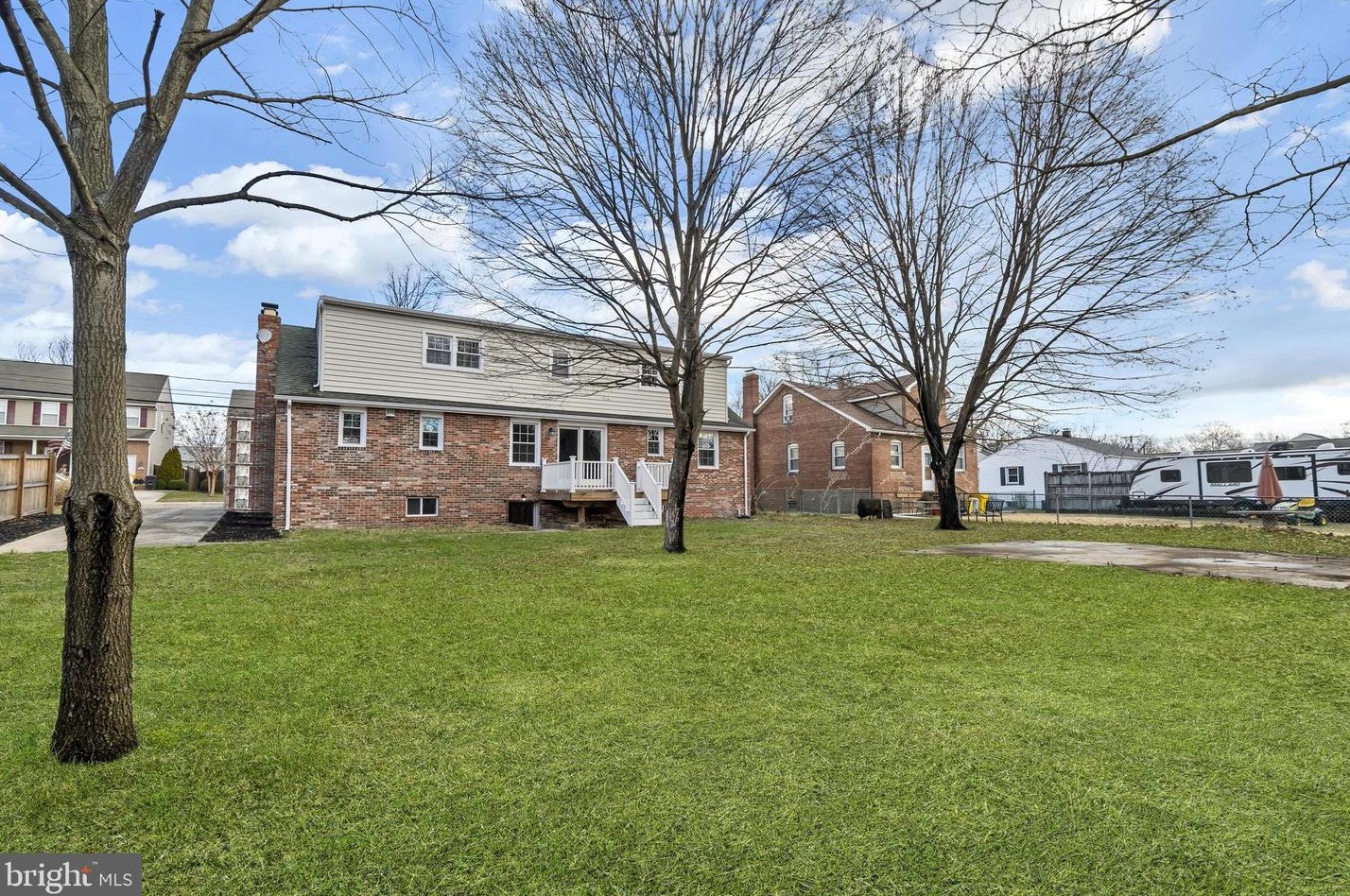 1425 Maryland Ave, Severn MD 21144-2617 exterior