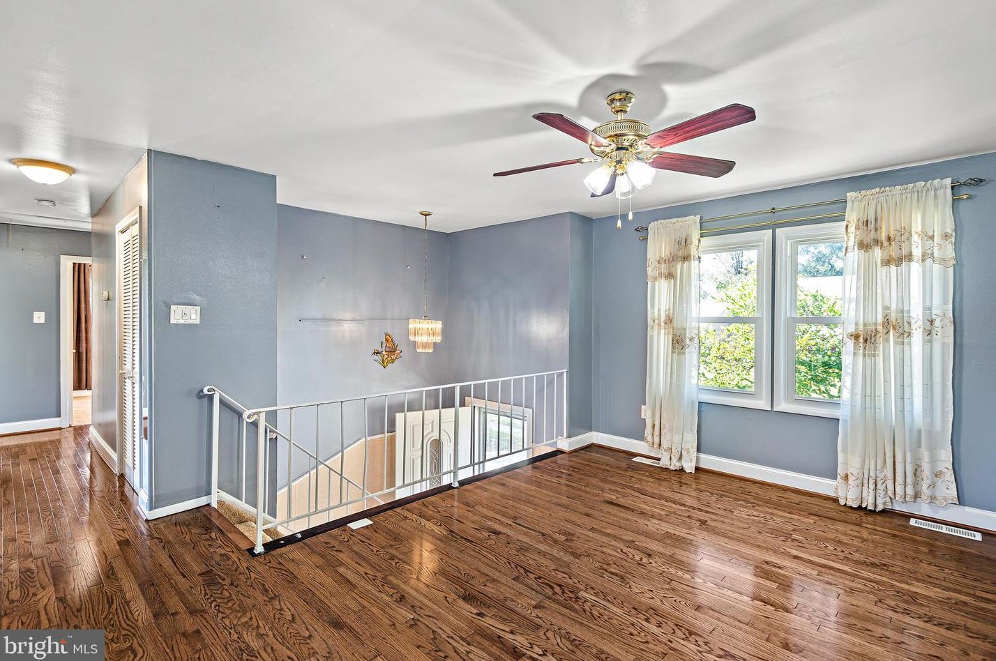 7911 Innkeeper Dr, Severn MD  21144-1459 exterior