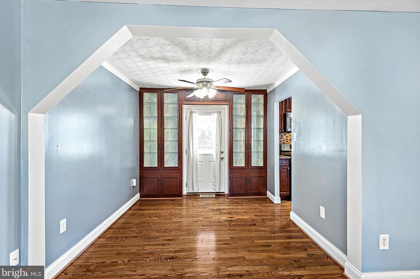 7911 Innkeeper Dr, Severn MD  21144-1459 exterior