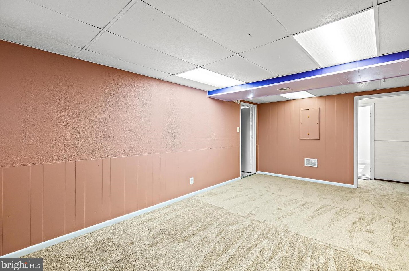 7911 Innkeeper Dr, Severn MD  21144-1459 exterior