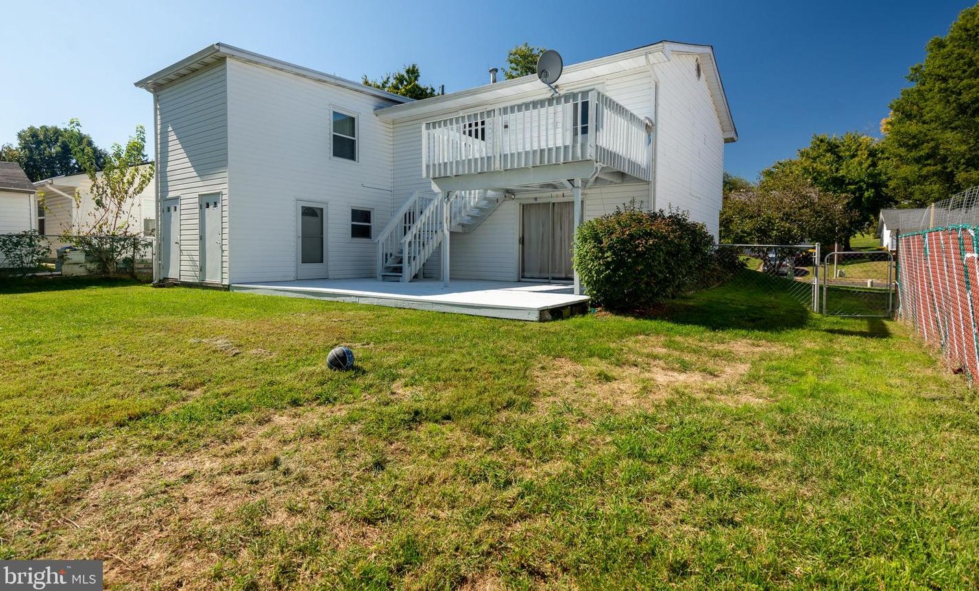 7911 Innkeeper Dr, Severn MD  21144-1459 exterior