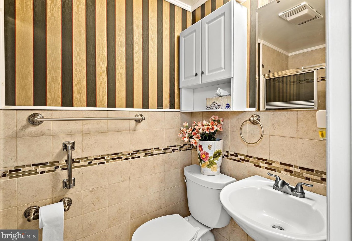 7911 Innkeeper Dr, Severn MD  21144-1459 exterior