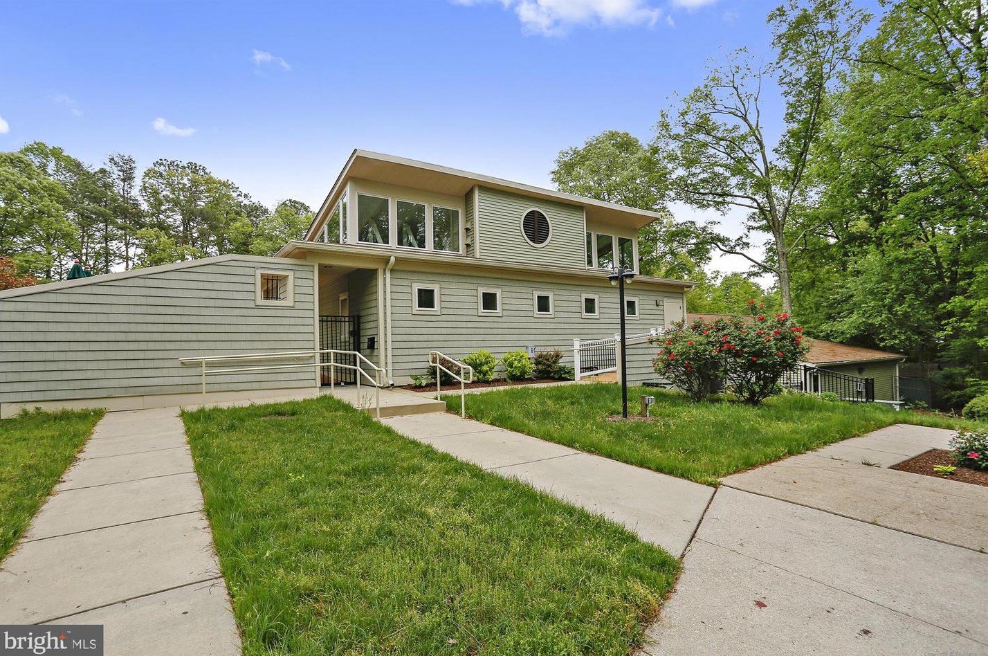 1684 Wickham Way, Crofton MD  21114-2903 exterior