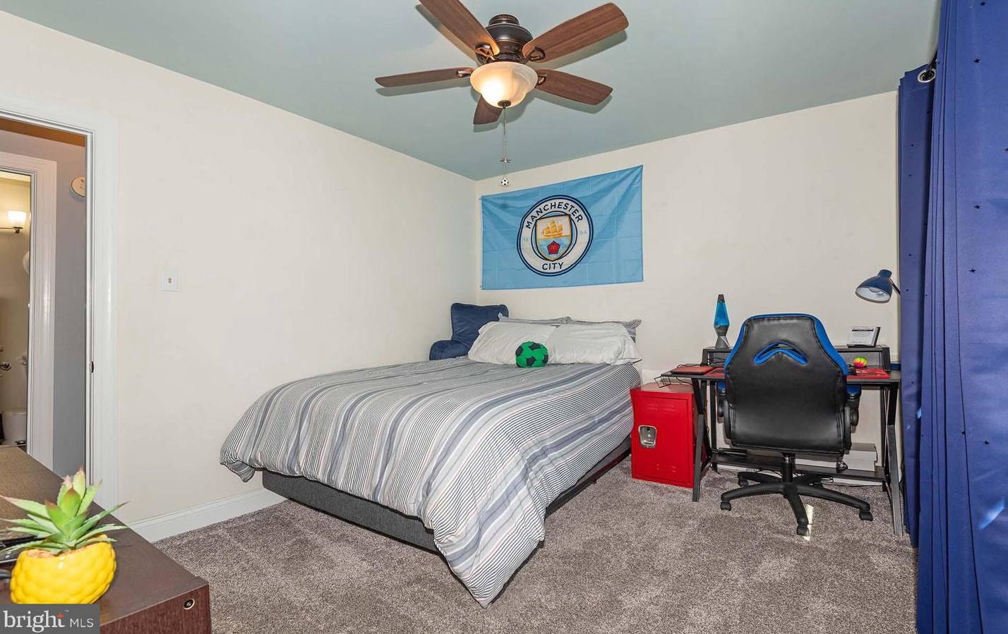 1727 Swinburne Ave, Crofton MD  21114-2024 exterior