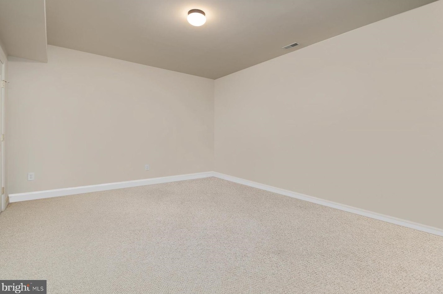 7875 Wb And A Rd, Severn MD  21144-1918 exterior