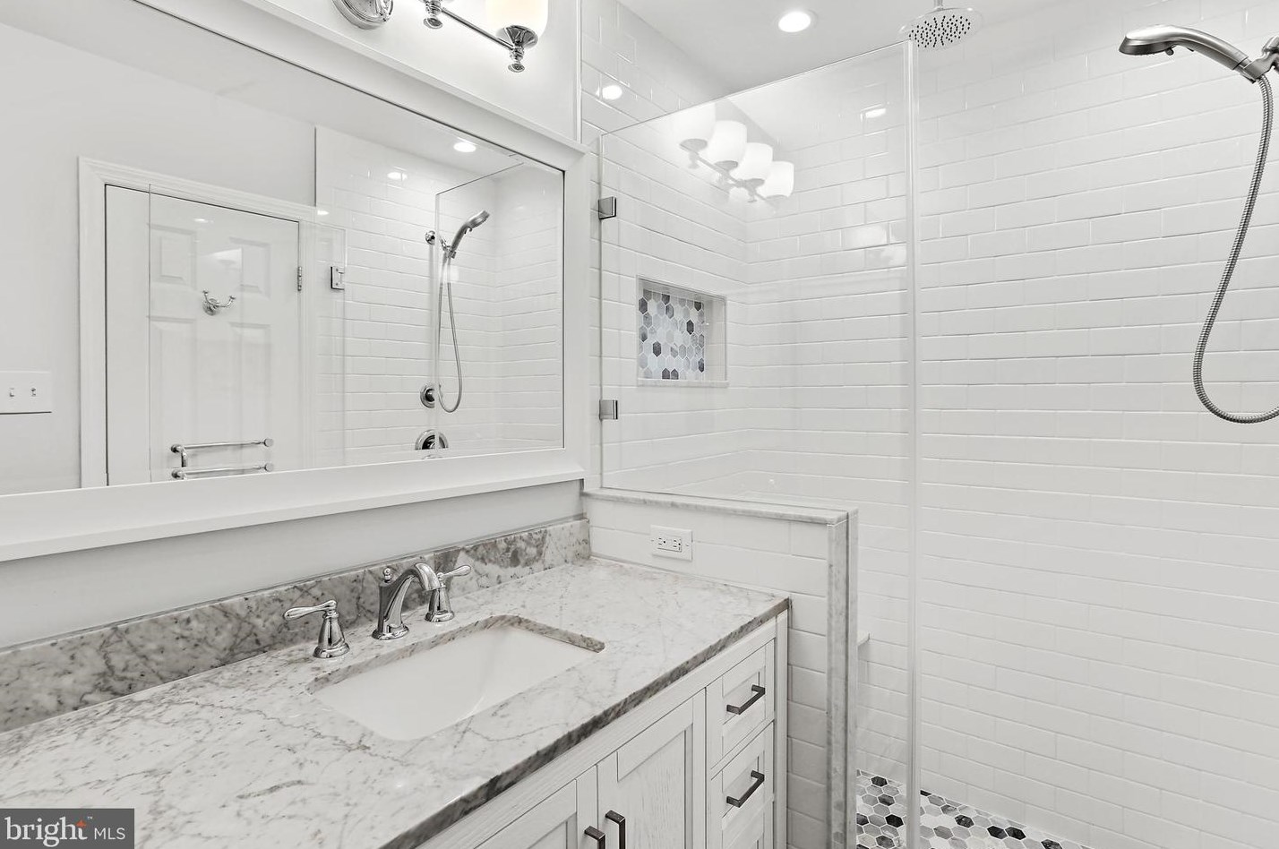 1736 Denton Ct, Crofton MD  21114-1914 exterior