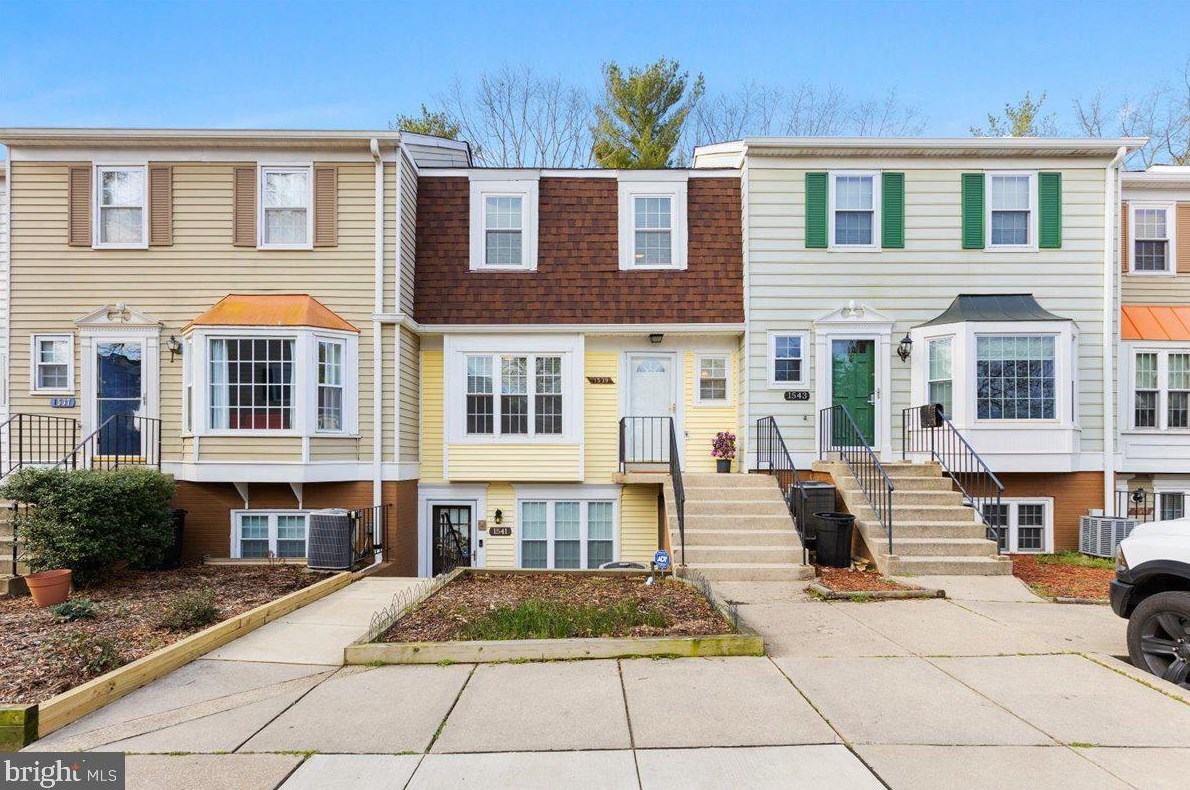 1539 Marlborough Ct, Crofton MD 21114-1108 exterior