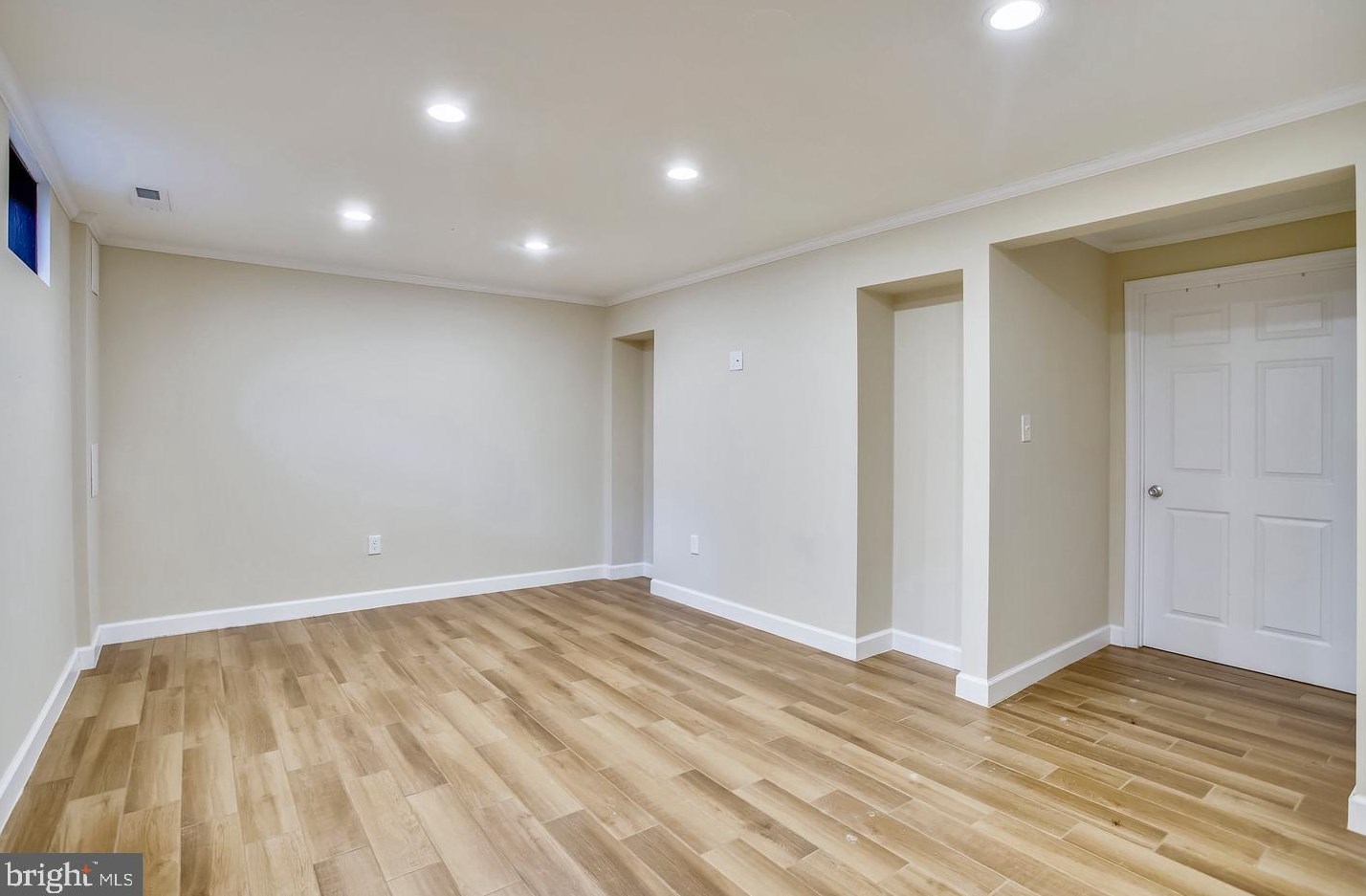 1612 Dryden Way, Crofton MD  21114-1411 exterior