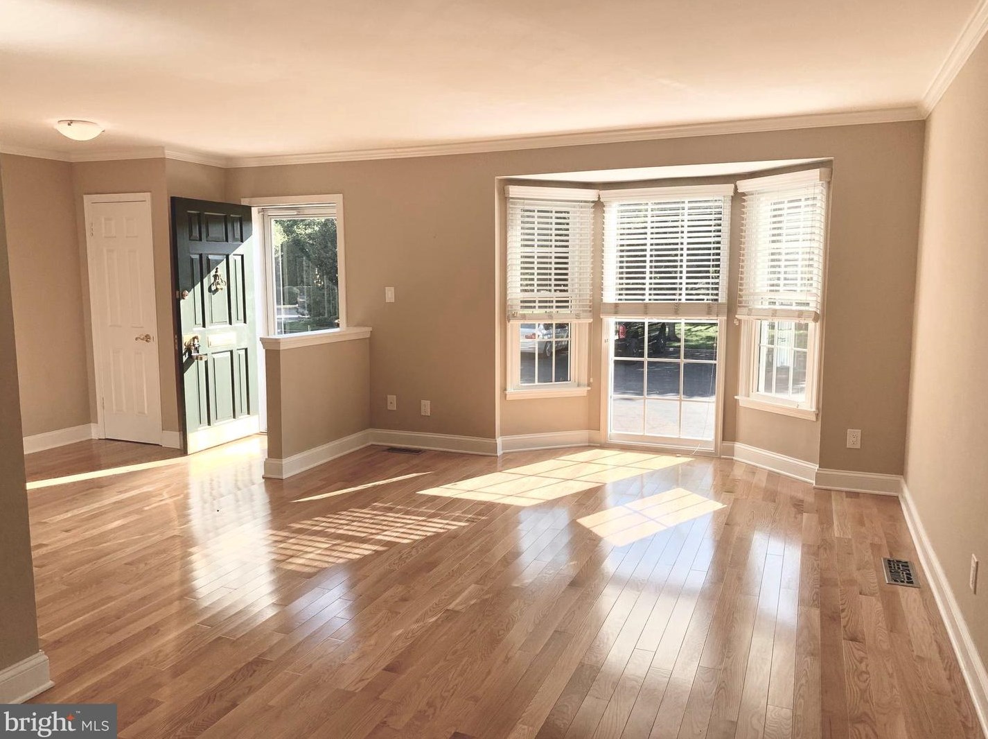 1005 Shire Ct, Crofton MD  21114-1313 exterior