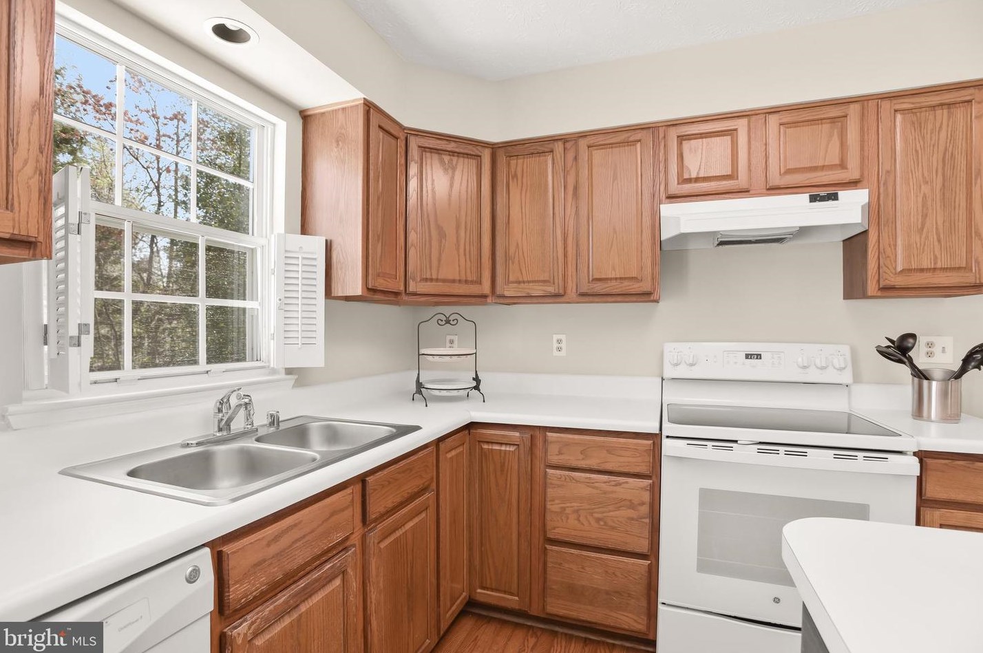 2720 Bains Ct, Crofton MD  21114-3153 exterior