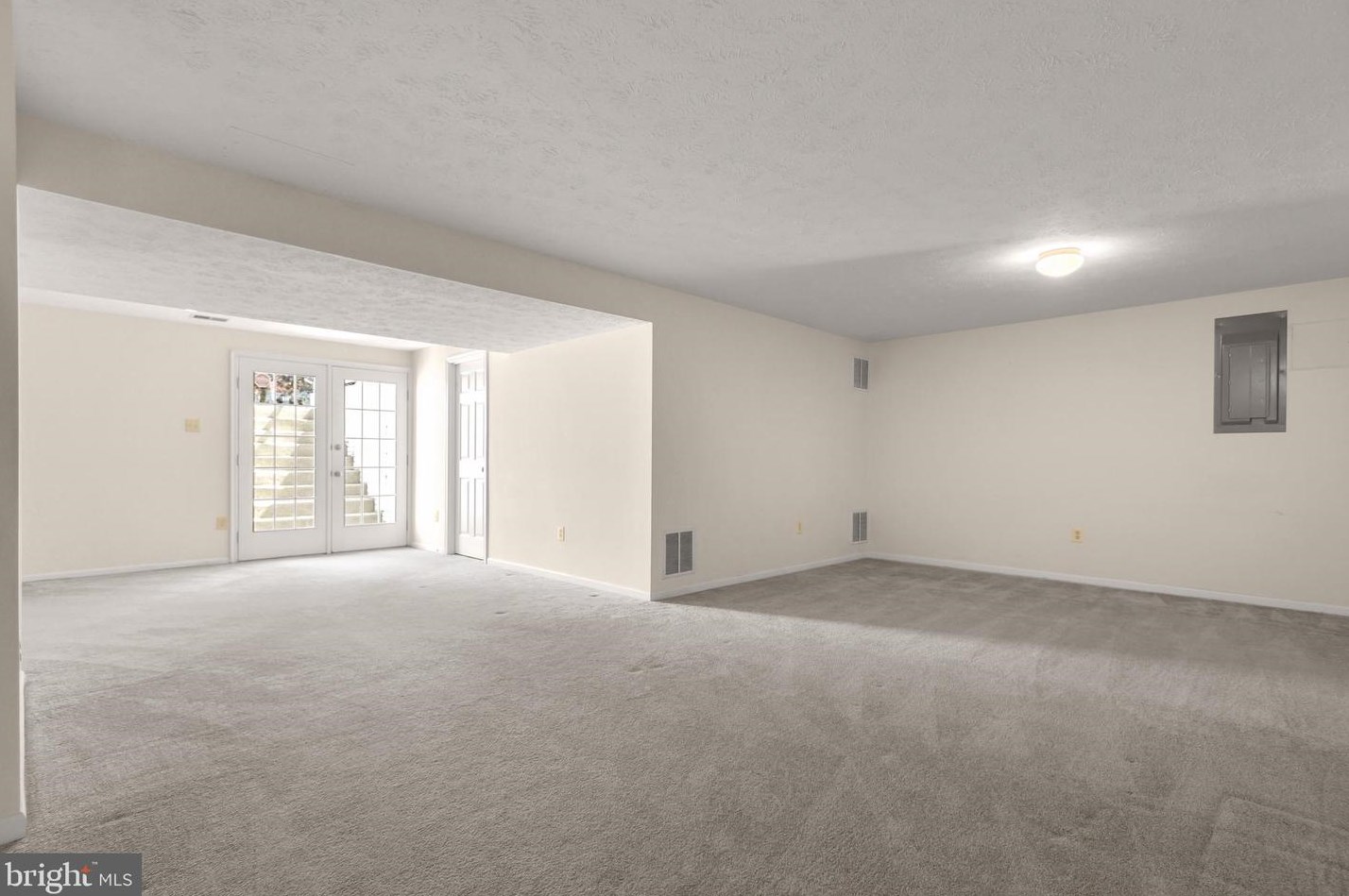 2720 Bains Ct, Crofton MD  21114-3153 exterior