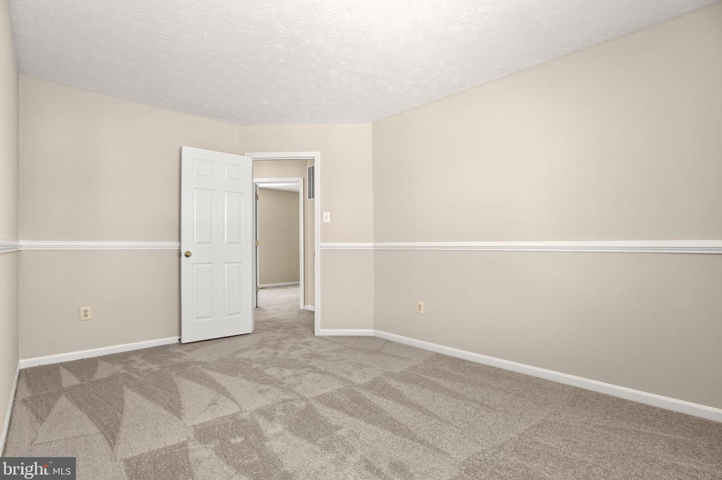 2720 Bains Ct, Crofton MD  21114-3153 exterior