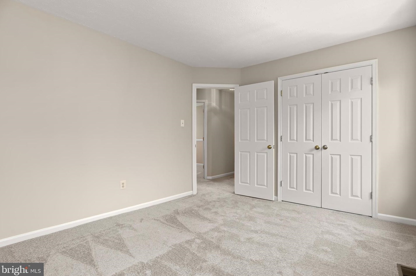 2720 Bains Ct, Crofton MD  21114-3153 exterior