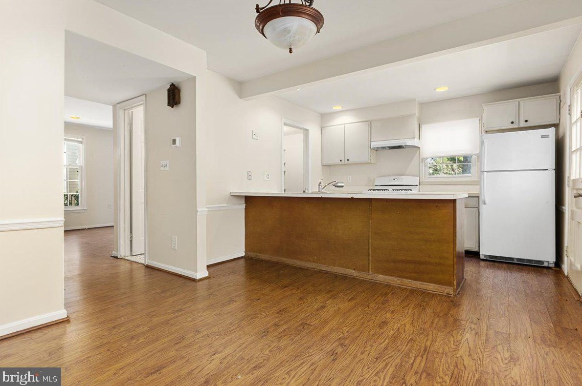 1726 Dryden Way, Crofton MD 21114-1412 exterior