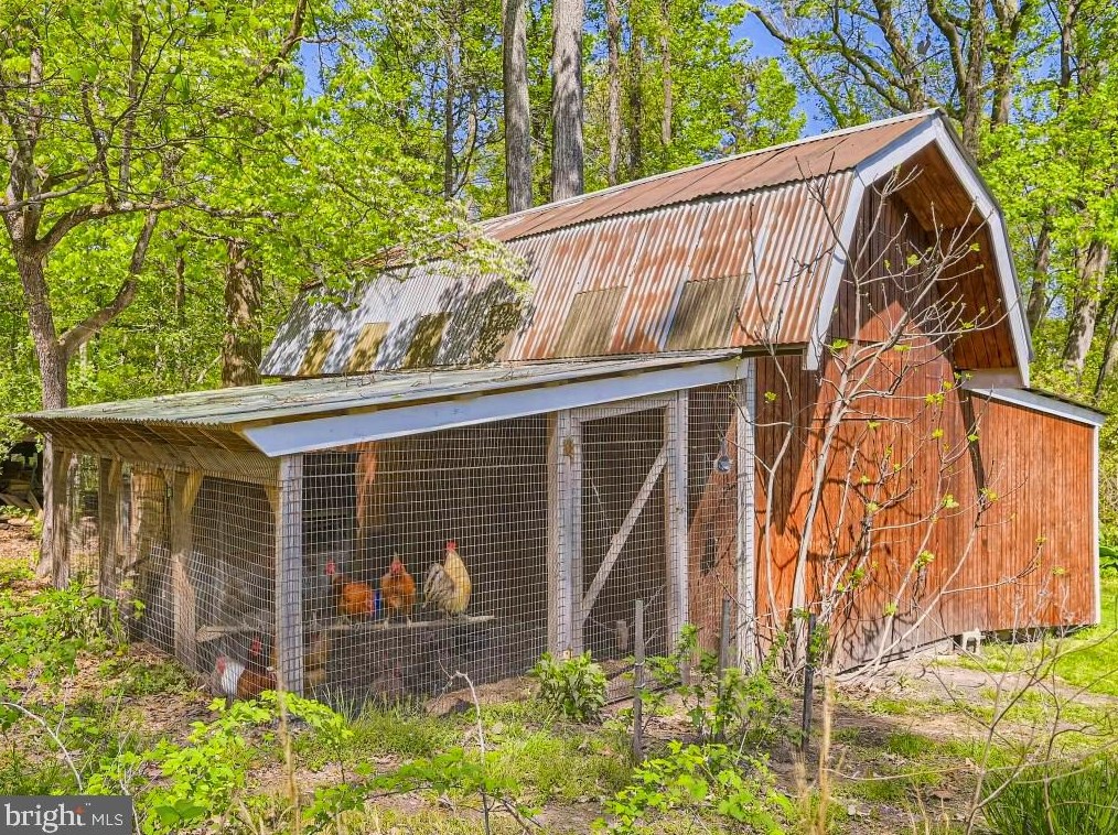 1825 Cedar Dr, Severn MD  21144-1005 exterior