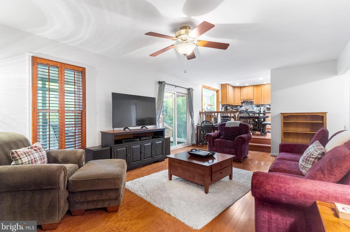 1849 Queens Ct, Crofton MD  21114-2628 exterior