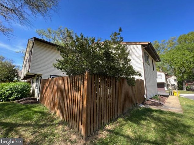 2058 Friendly Pl, Crofton MD exterior