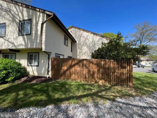 2058 Friendly Pl, Crofton MD exterior