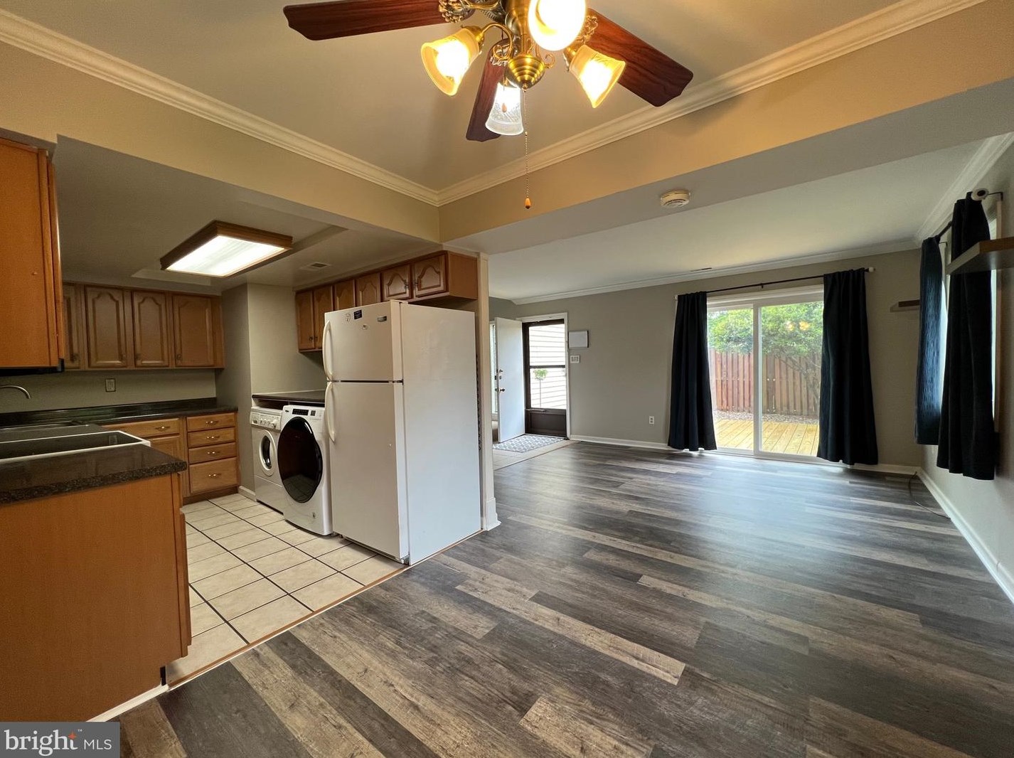 2058 Friendly Pl, Crofton MD  21114-1602 exterior