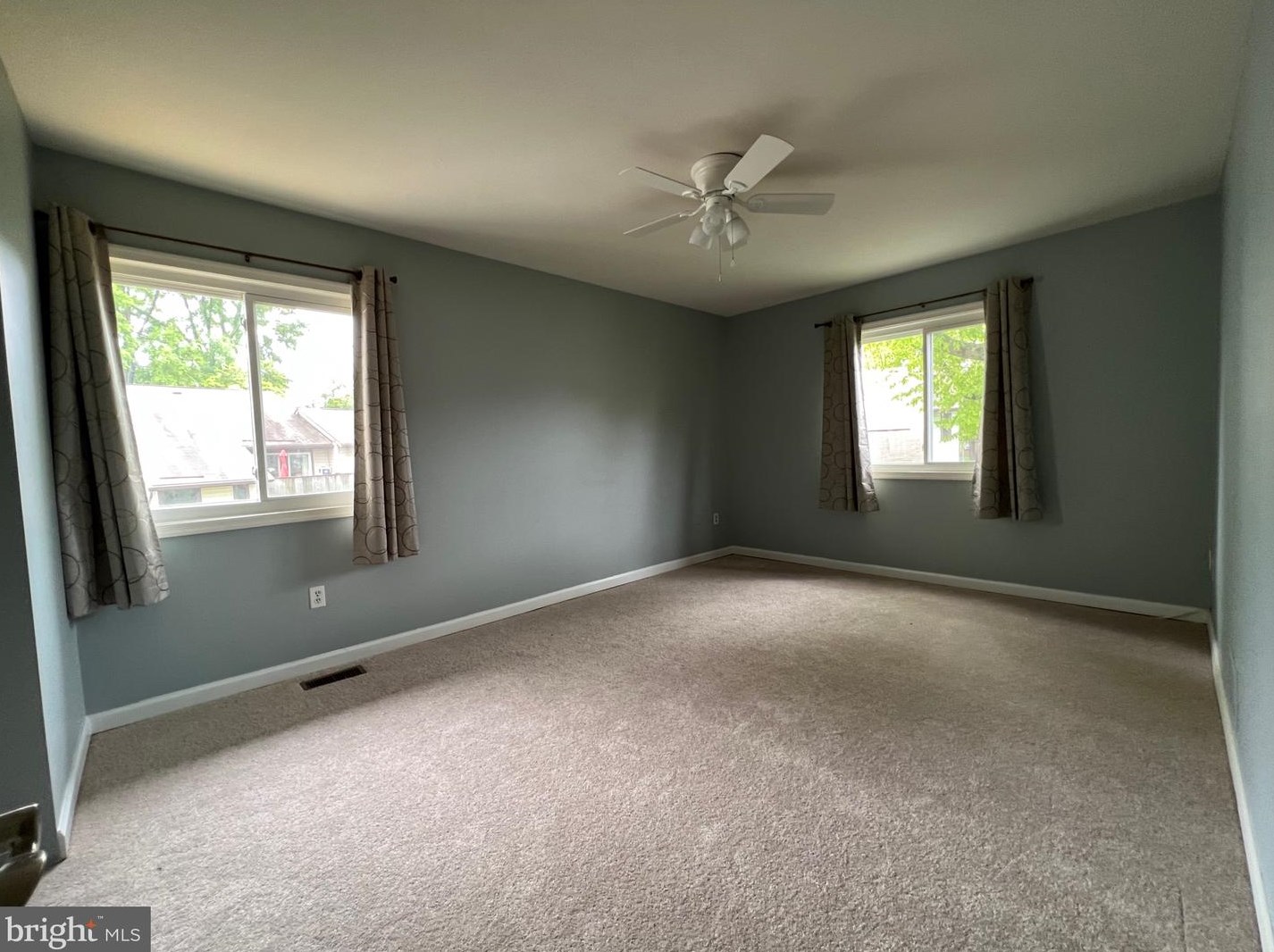 2058 Friendly Pl, Crofton MD exterior