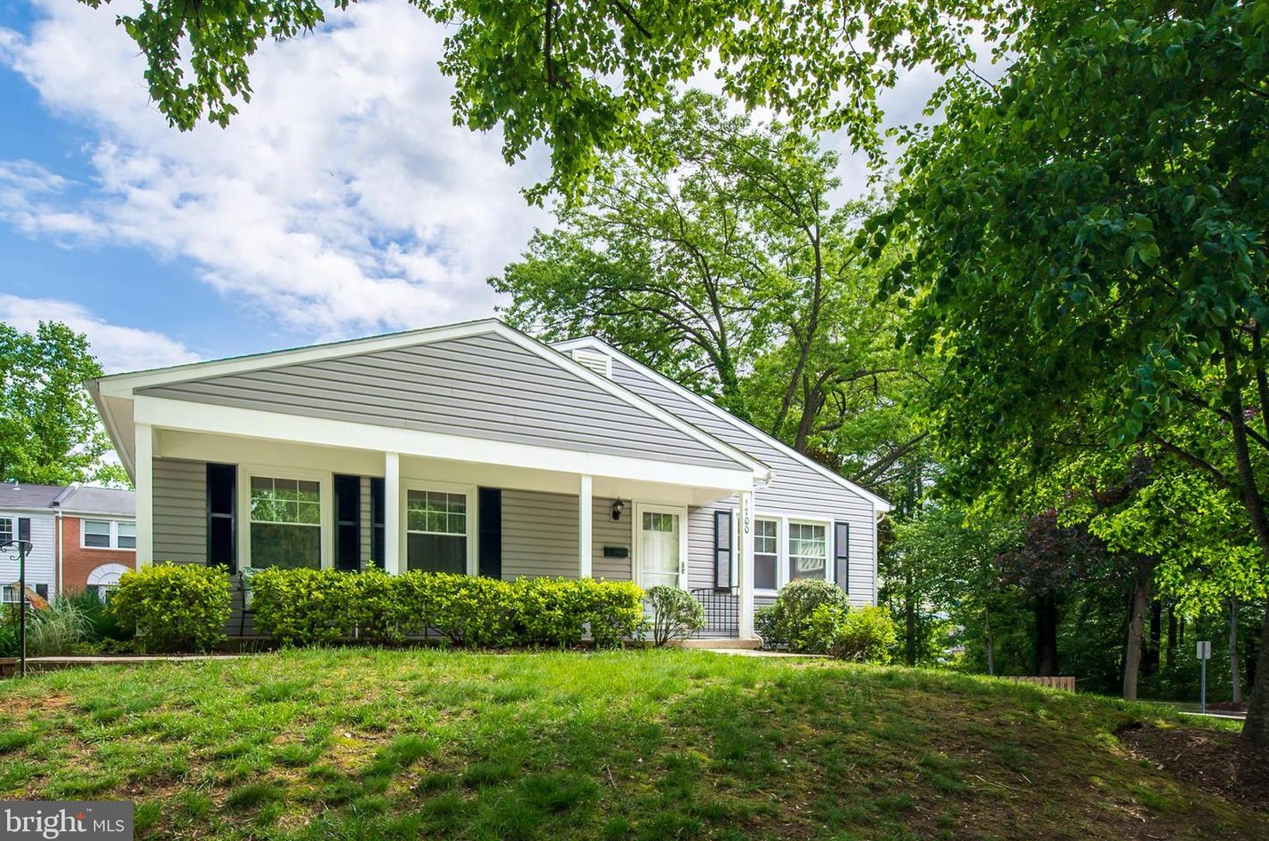 1700 Golden Ct, Crofton MD  21114-2409 exterior