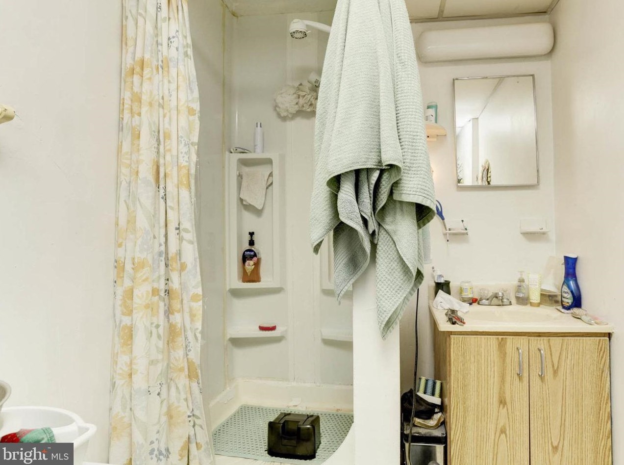 1653 Frst Hl Ct, Crofton MD 21114-1827 exterior