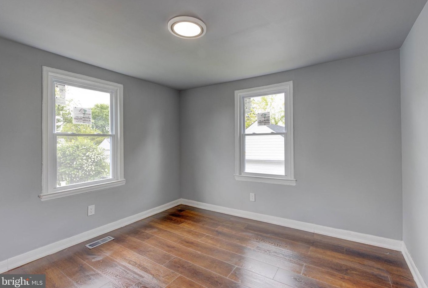 512 Church St, Baltimore MD  21225-3539 exterior