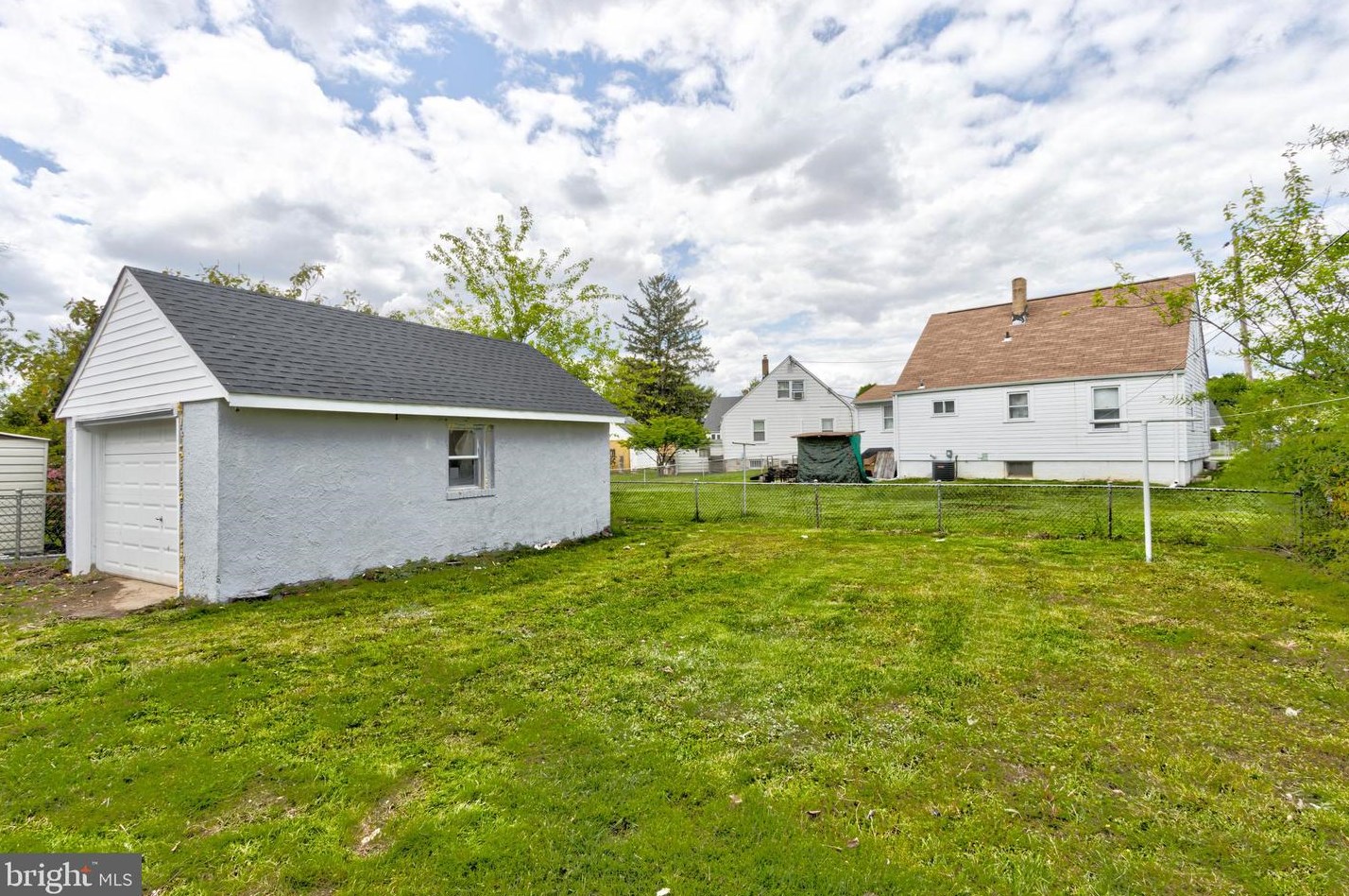 512 Church St, Baltimore MD  21225-3539 exterior