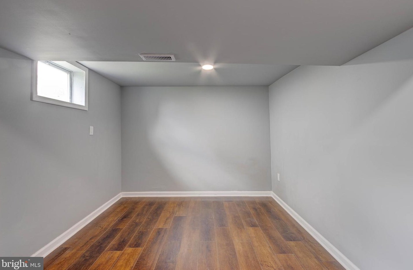 512 Church St, Baltimore MD  21225-3539 exterior