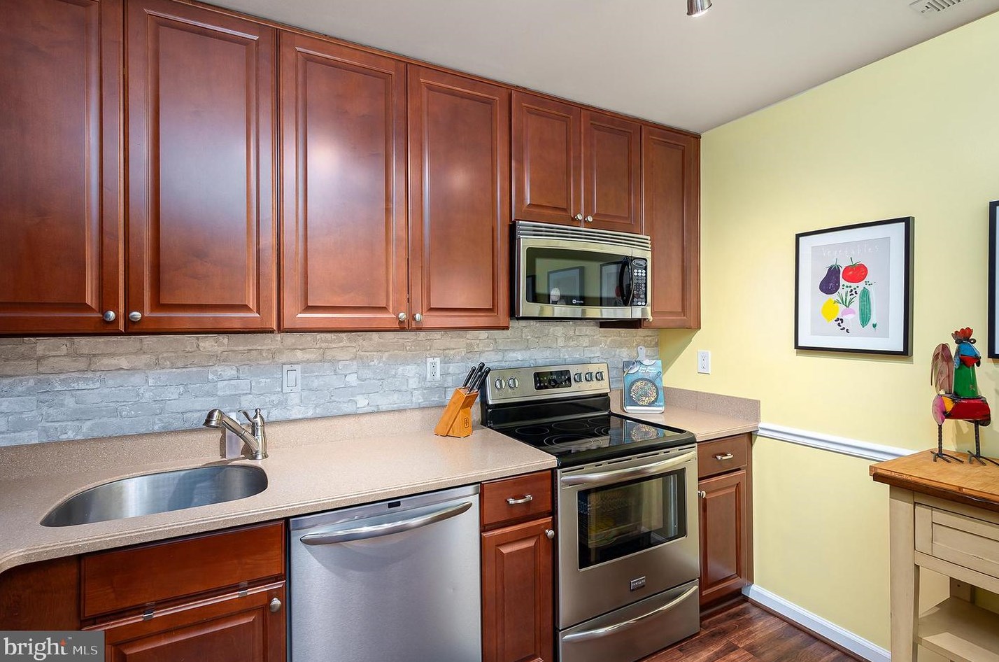 1442 Harwick Ct, Crofton MD 21114-1103 exterior