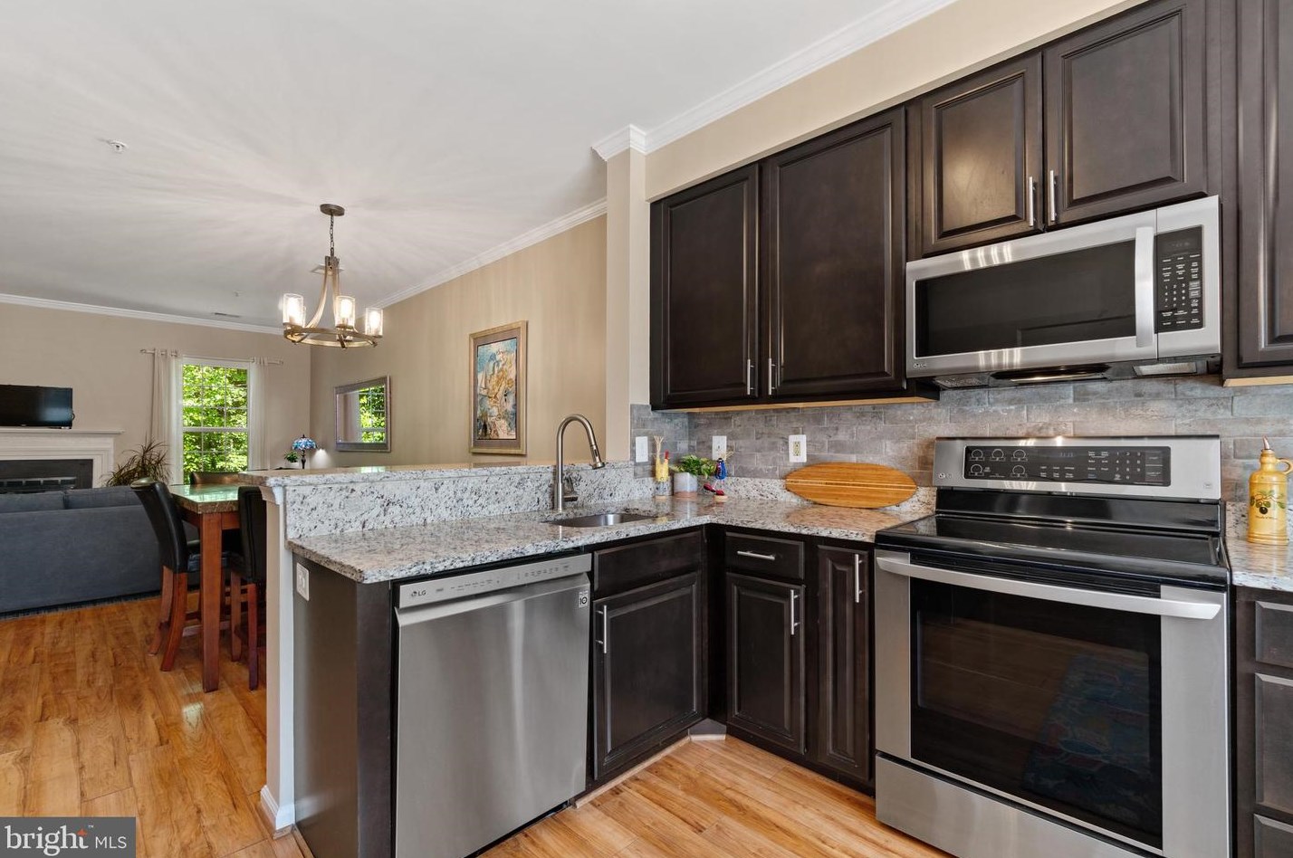 1142 Cranston Ct, Crofton MD 21114-3210 exterior