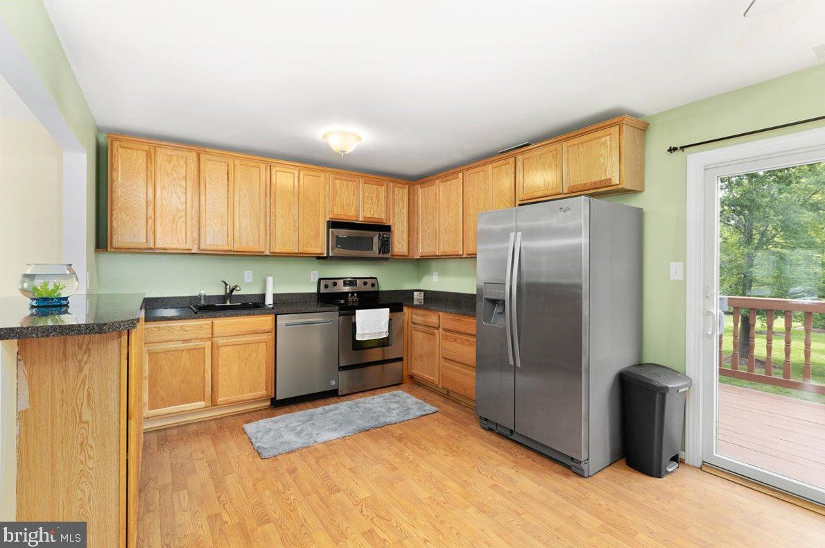 1404 Mara Vis Ct, Crofton MD 21114-1132 exterior