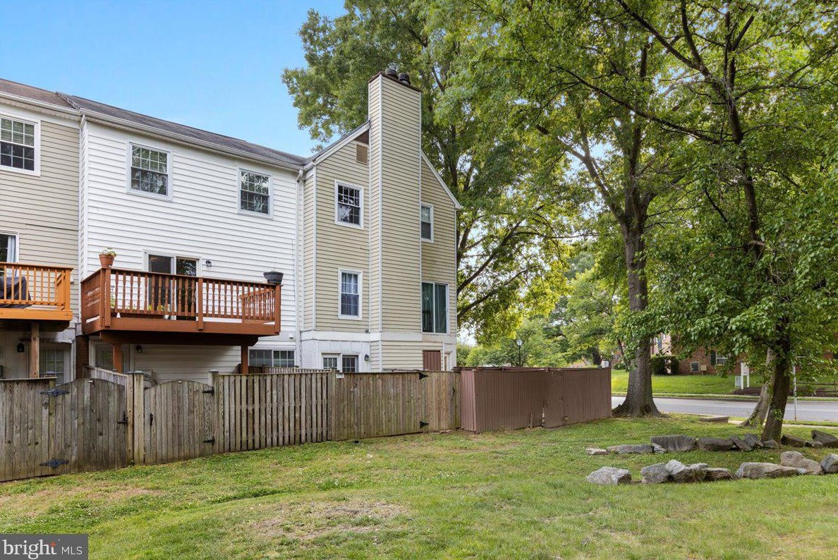 1404 Mara Vis Ct, Crofton MD 21114-1132 exterior