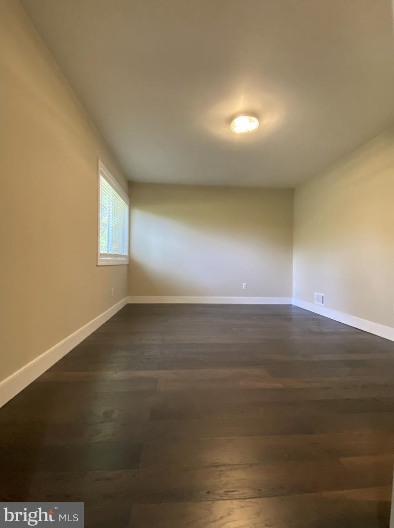 1914 Everglade Ct, Crofton MD 21114-1700 exterior