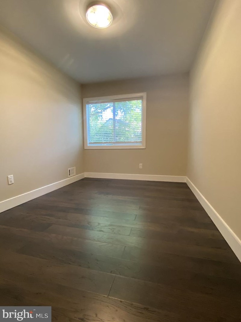 1914 Everglade Ct, Crofton MD 21114-1700 exterior