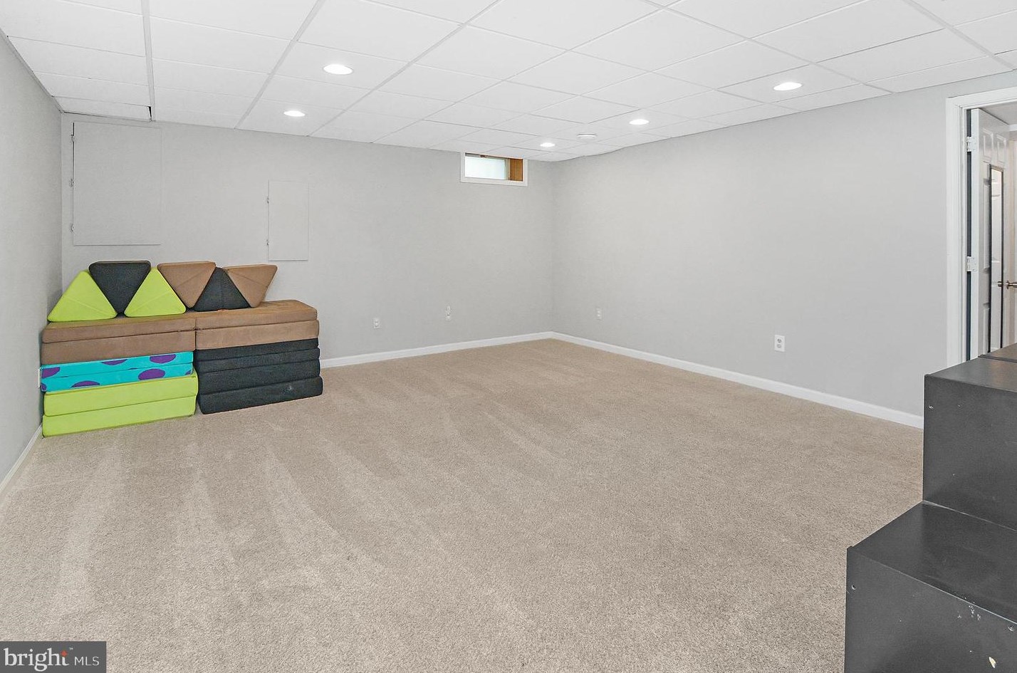 7850 Crossbay Dr, Severn MD 21144-1664 exterior