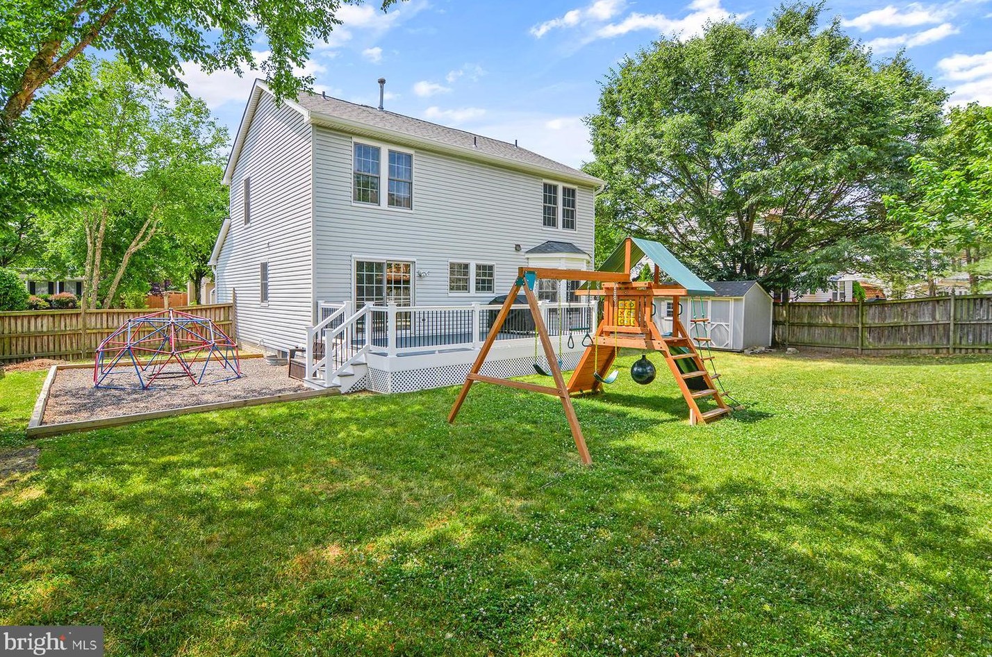 7850 Crossbay Dr, Severn MD 21144-1664 exterior