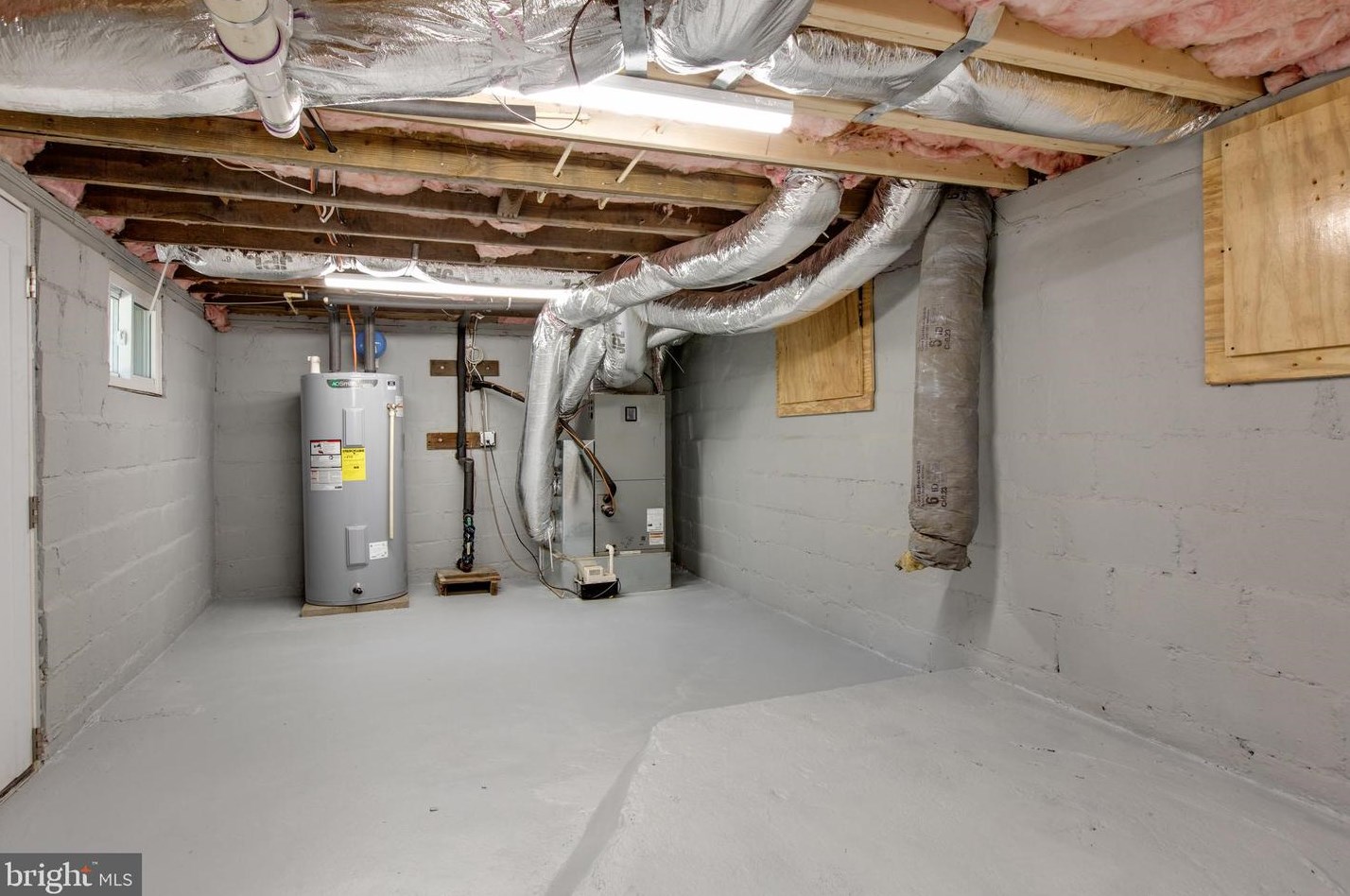 1062 Minnetonka Rd, Severn MD 21144-1139 exterior