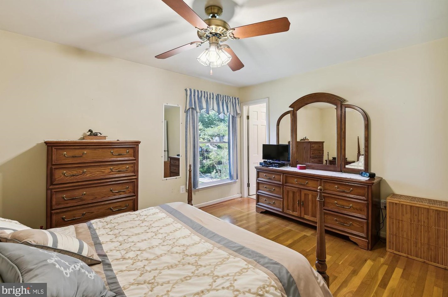 1528 Endsley Pl, Crofton MD 21114-1509 exterior