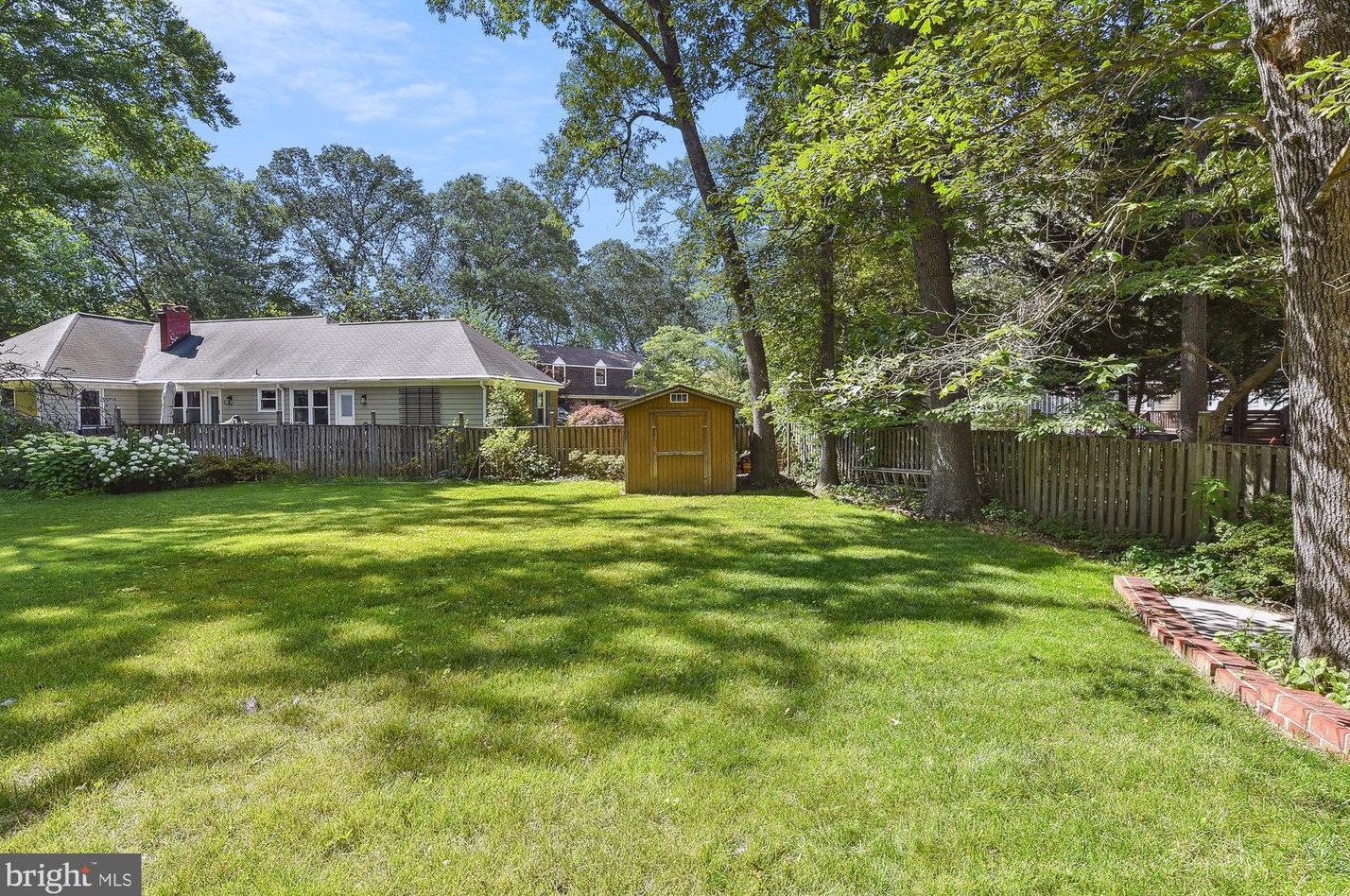 1528 Endsley Pl, Crofton MD 21114-1509 exterior