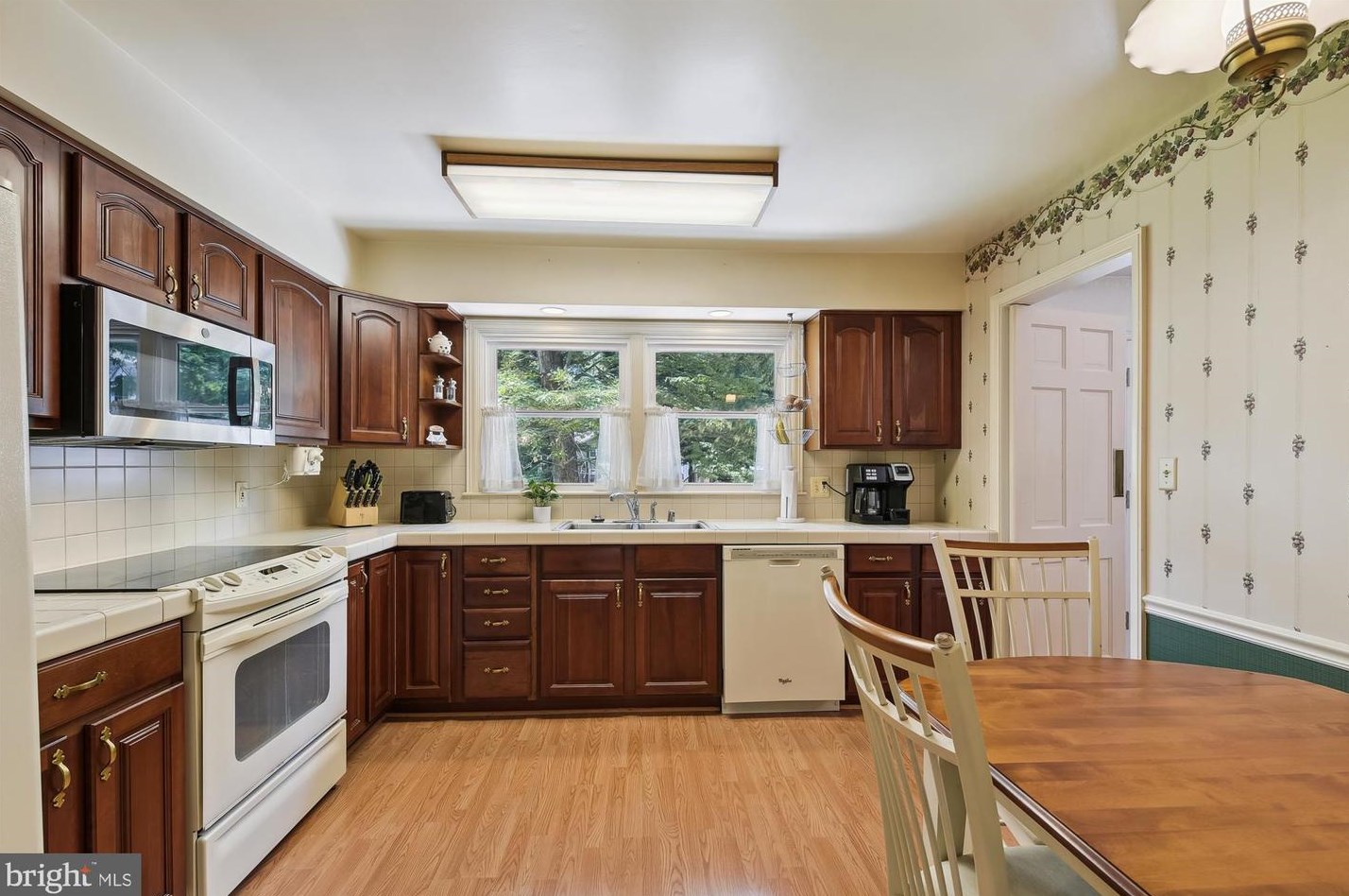 1528 Endsley Pl, Crofton MD 21114-1509 exterior