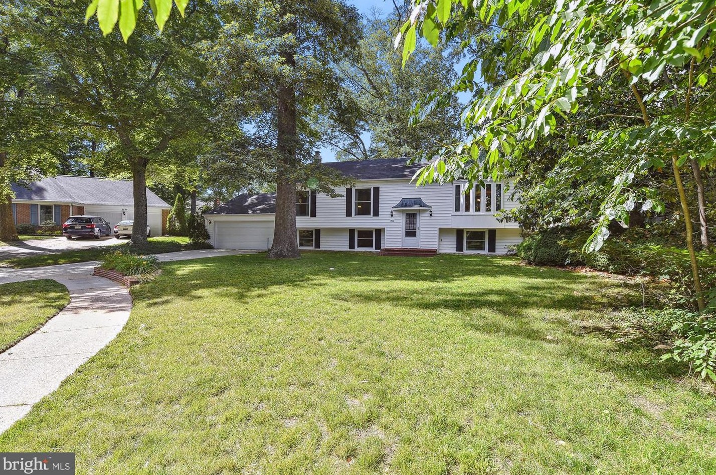 1528 Endsley Pl, Crofton MD 21114-1509 exterior